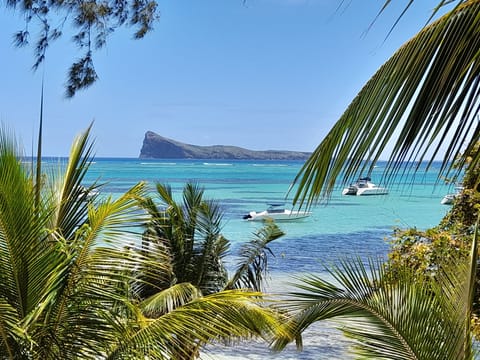 Apartment, 2 Bedrooms, Smoking, Balcony | Beach | Beach nearby