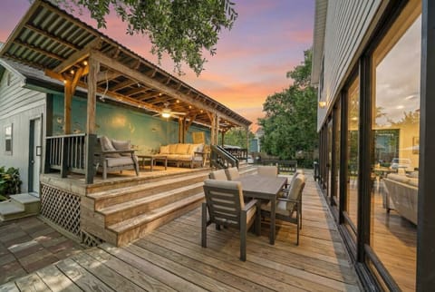 Book today and come relax on the charming porch