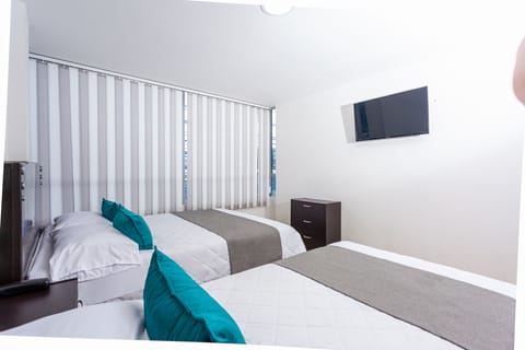 Standard Triple Room | Hypo-allergenic bedding available, iron/ironing board (on request)