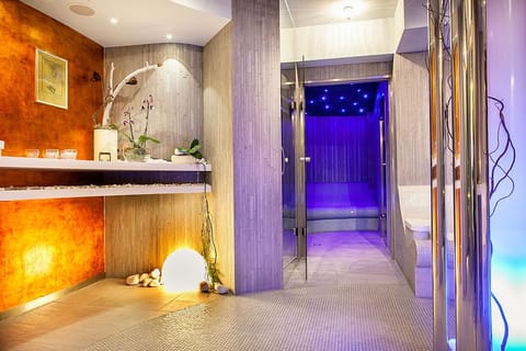 Sauna, Turkish bath, body treatments, body wraps, body scrubs, facials