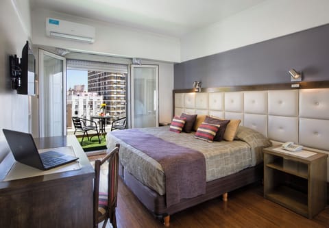 Luxury Studio Suite | Premium bedding, minibar, in-room safe, desk