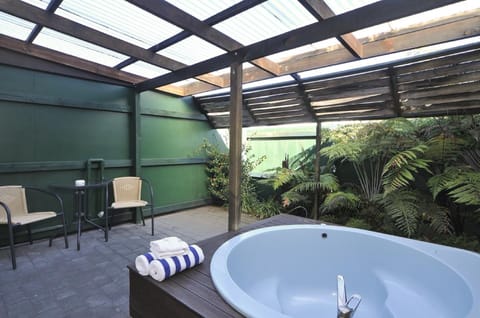 2 Bedrooms Downstairs | Terrace/patio
