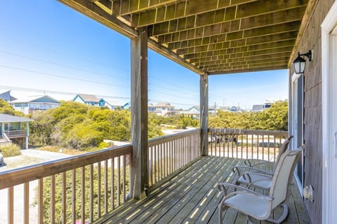 Streetside Covered Deck