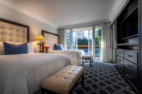 Plaza Luxury Suite Double | 1 bedroom, premium bedding, pillowtop beds, in-room safe