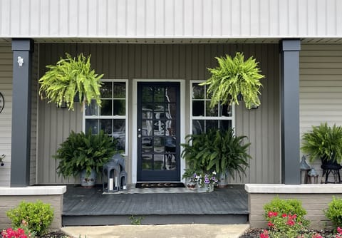 Welcome! (Summer view of the front porch.)