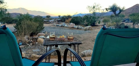 Welcome to J&B Desert Hideaway 
Front Patio