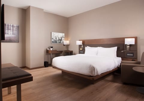 Hypo-allergenic bedding, pillowtop beds, in-room safe, desk