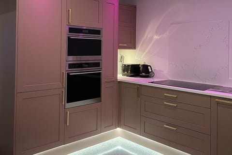 Integrated Oven, Toaster, Kettle-No.6