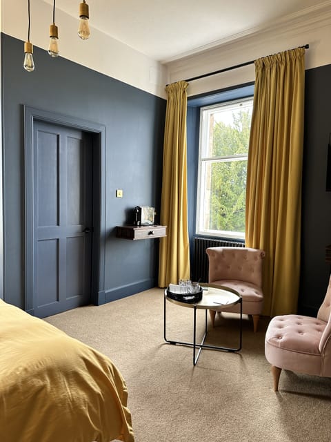 Family Room | Blackout drapes, free WiFi