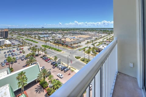 Step onto your balcony—ocean and river glimpses from a high vantage point.