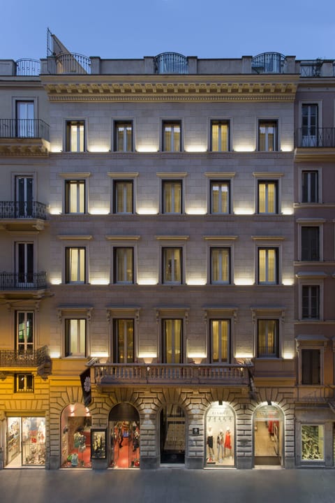 Front of property - evening/night