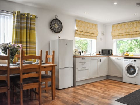 Open plan living space | Bumblebee Lodge - Staithes Chalet and Caravan Park, Staithes