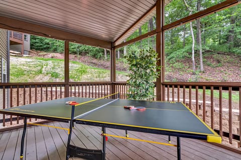 Ping Pong for 4