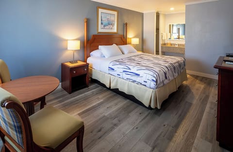 Egyptian cotton sheets, premium bedding, desk, iron/ironing board