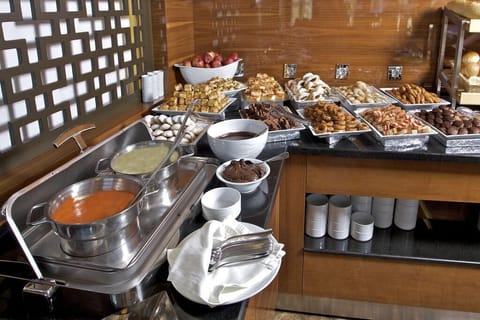 Free daily buffet breakfast