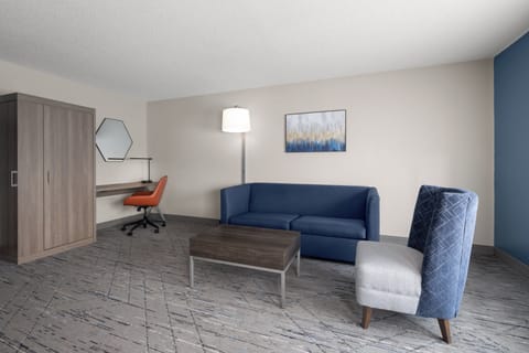 In-room safe, desk, iron/ironing board, WiFi (free)
