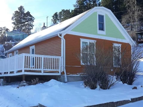 The OverLook Nook In The Snow