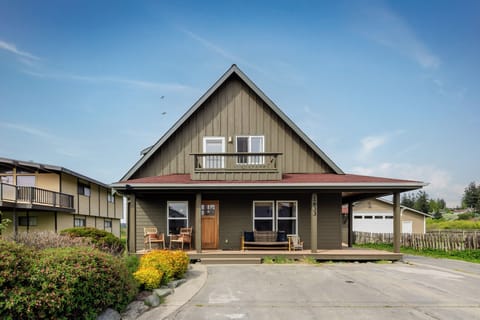 Wrap around patio for enjoying your morning sunlight and coffee.