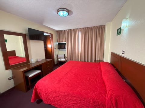 Standard Double Room | Free WiFi, bed sheets
