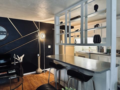 Living room to kitchen