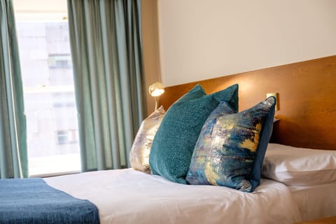 Quadruple Room, Ensuite | Bathroom