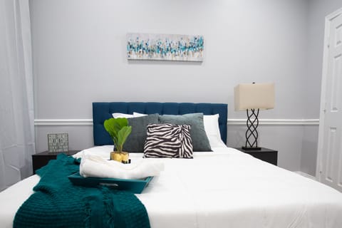 Master bedroom 2
