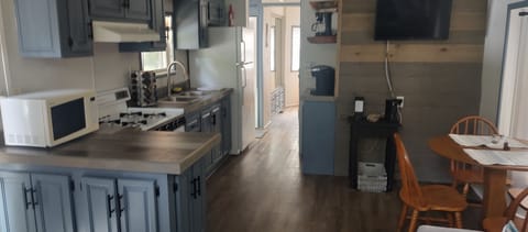 Kitchen area