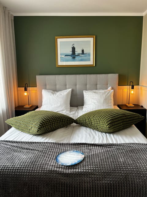 Double Room | Desk, free WiFi, bed sheets