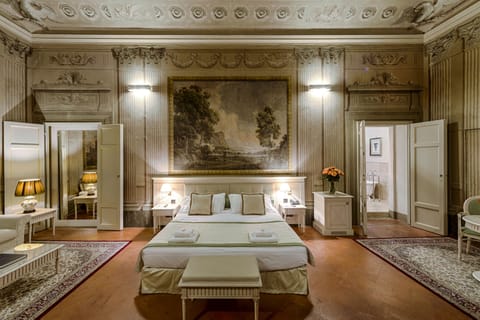 Junior Suite (4 pax) | Premium bedding, minibar, in-room safe, individually decorated