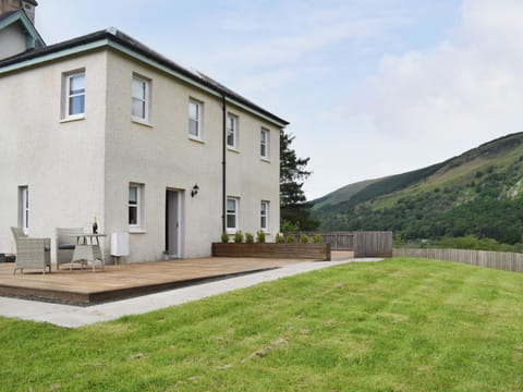 Exterior | Fascadail - Inchrie Holiday Cottages, Aberfoyle