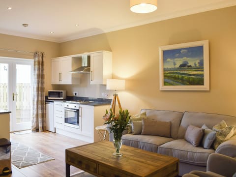 Open plan living space | Craigmore View - Inchrie Holiday Cottages, Aberfoyle