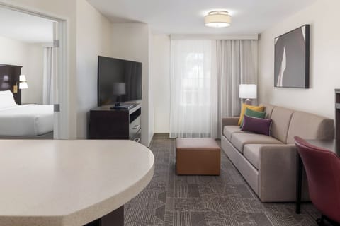 Suite, 1 Bedroom, Kitchen | In-room safe, desk, iron/ironing board, free cribs/infant beds