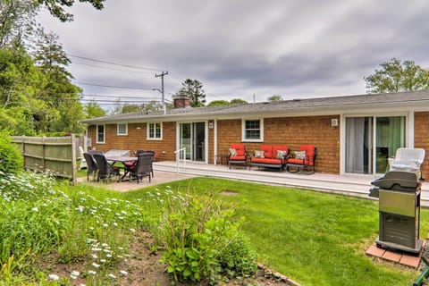 Hyannis Vacation Rental | 3BR | 2BA | 1,400 Sq Ft | 1 Step Required