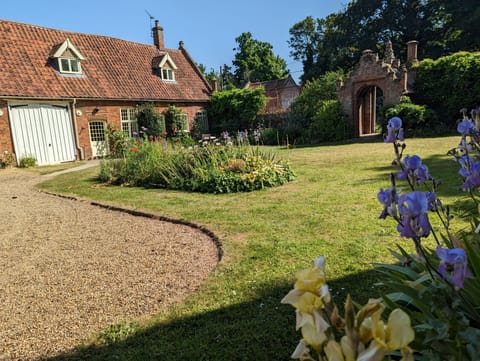 Gaffers cottage entrance