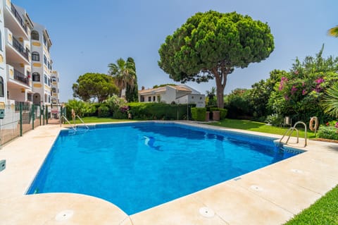 Holiday apartment with pool in Mijas Costa