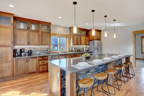 Custom Stone Kitchen Island with Seating for 6