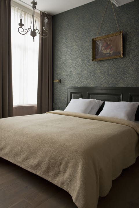 Superior Double or Twin Room, City View | Minibar, in-room safe, iron/ironing board, free WiFi