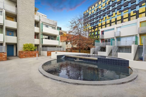 Communal area with fountain & access to Hospital, Theatre Royal, and Royal Arts.