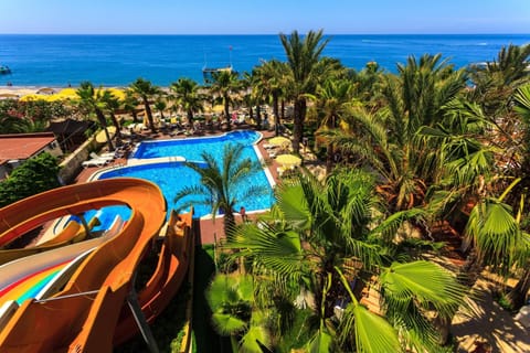 Indoor pool, seasonal outdoor pool, free cabanas, pool umbrellas