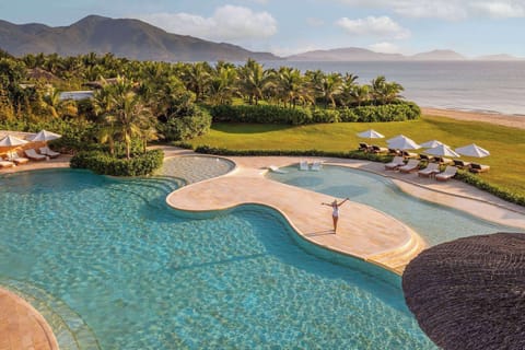 2 outdoor pools, pool umbrellas, sun loungers