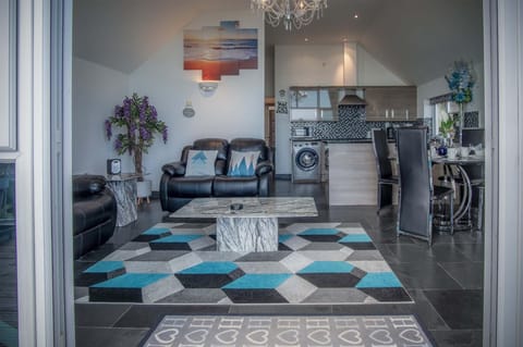 Nautilus - 2 Bedroom Apartment - Pendine (22289)