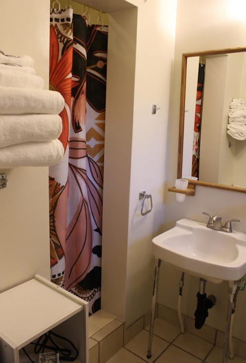 Room, 1 Queen Bed, Kitchenette, Garden View (The Bonnie Inn Unit 6) | Bathroom | Designer toiletries