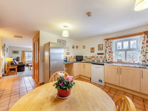 Kitchen/diner | Alice’s Cottage - Low Cornriggs Farm, Cowshill, near Alston