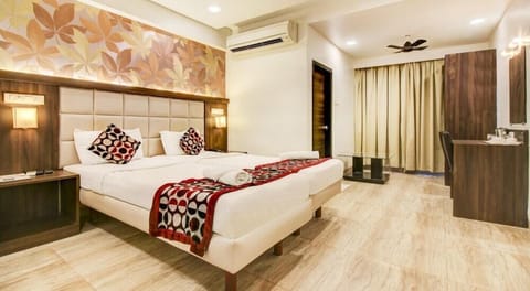 Superior Room | Desk, rollaway beds, free WiFi