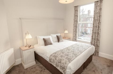 Business Double Room | In-room safe, free WiFi