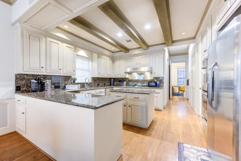 Large kitchen with double oven