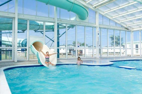 Cabin | Pool