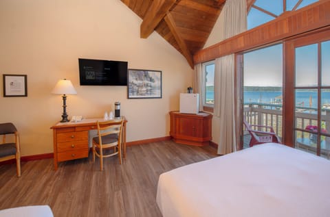 Standard Room, 2 Queen Beds, Non Smoking, Ocean View | Individually furnished, desk, laptop workspace, iron/ironing board