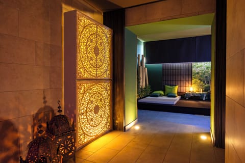 Sauna, hot tub, steam room, Turkish bath, body treatments