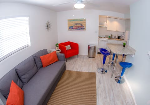 1 Bedroom Pool Side Suite 2 Doubles | In-room safe, individually decorated, individually furnished